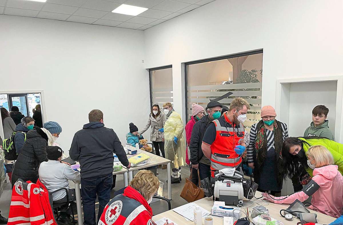 In den Büroräumen von Arbeitssicherheit Schöndienst werden mit Hilfe des Roten Kreuz Hüfingen die Erstuntersuchungen der Geflüchteten vorgenommen. Foto: Wieland