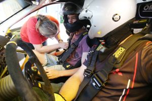Das Motorsporterlebnis beim MSC Black Forest: Bei der Motorsport Sommerparty können die Gäste sich von erfahrenen Fahrern über einer Strecke von zwei Kilometern pilotieren lassen.  Foto: Wagner Foto: Schwarzwälder Bote