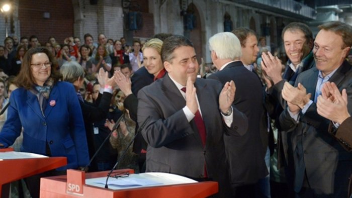 SPD-Mitglieder stimmen für große Koalition