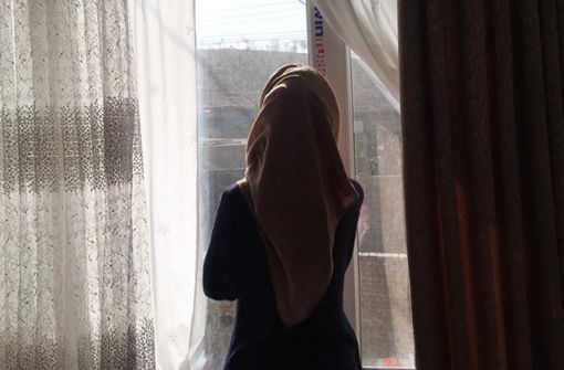 Manchmal sieht sie draußen die Wagen der Taliban: Marwa (21) hat bis vor Kurzem in Kabul Psychologie studiert und sich für Mädchen engagiert, nun geht sie nicht mehr aus dem Haus. Foto: privat