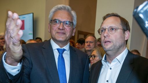 Machtwechsel in Ulm: Martin Ansbacher von der SPD (r.) löst Gunter Czisch (CDU) als Oberbürgermeister ab. Foto: dpa/Stefan Puchner