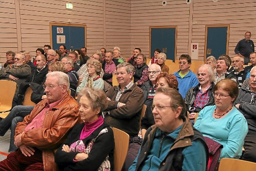 Rund 130 Zuhörer beteiligten sich am Bürgergespräch über den Gesamtausbau der Ortsdurchfahrt Bachheim. Foto: Bächle Foto: Schwarzwälder-Bote
