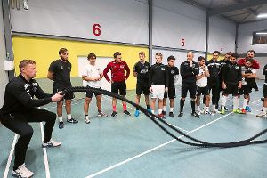 Im Fitnessstudio G 1 stand für die Fußballer des FC 08 Villingen eine erste Krafteinheit auf dem Programm. Foto: Marc Eich