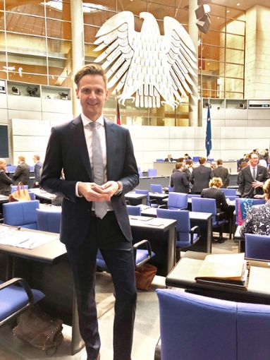 Marcel Klinge strahlt – seit 100 Tagen ist der Villinger nun bald Bundestagsabgeordneter für die FDP. Foto: privat Foto: Schwarzwälder Bote
