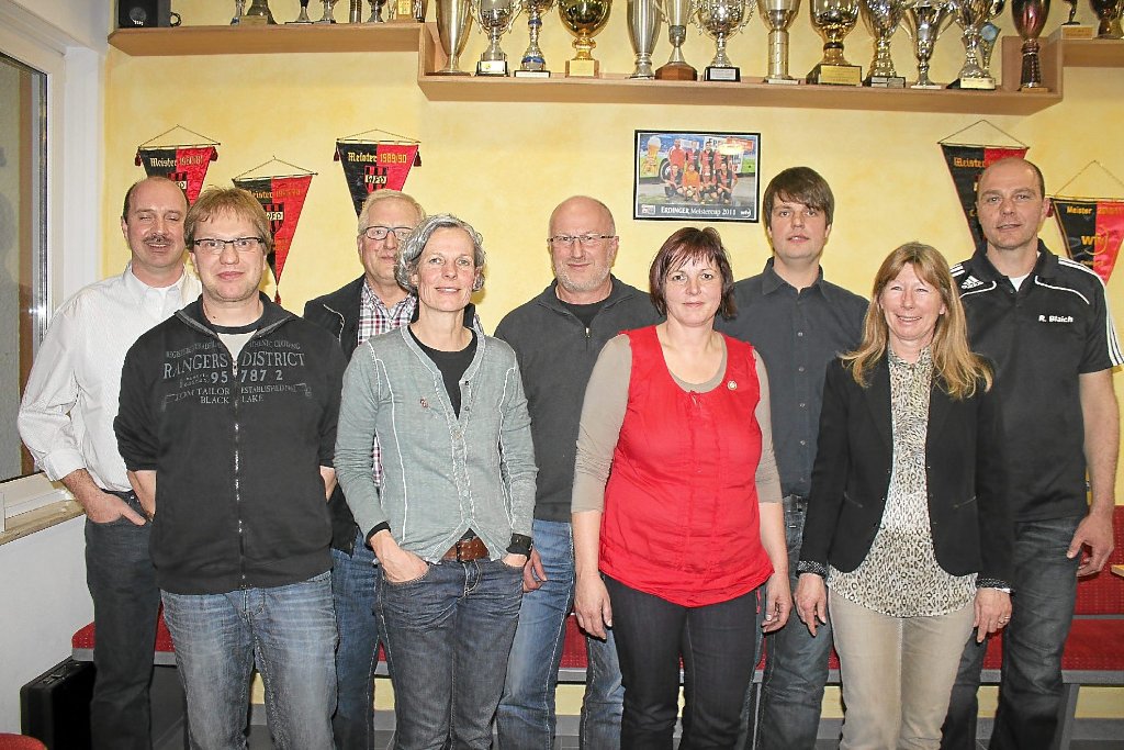 Der SV Schönbronn zeichnete Mitglieder für ihre langjährige Treue zum Verein aus. Foto: Geisel