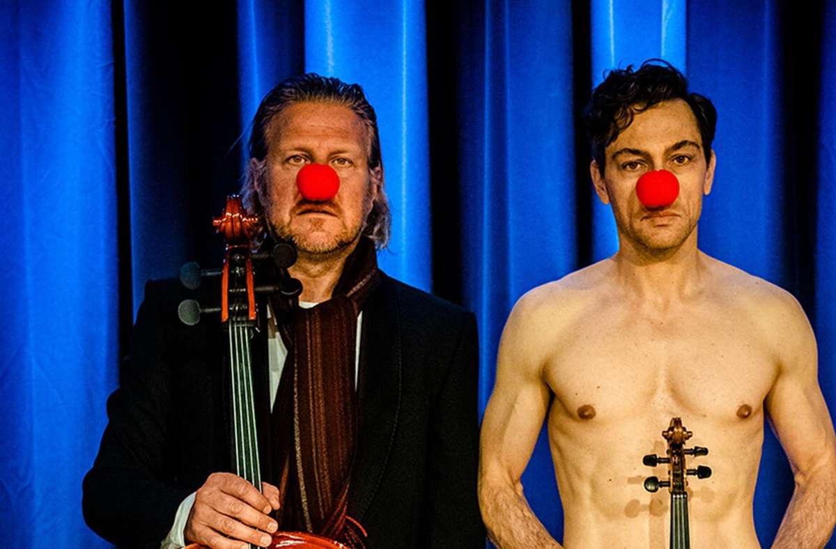 „Die Socken“ im Theaterhaus: Martin Luding und Leander Lichti im Theater-Clinch