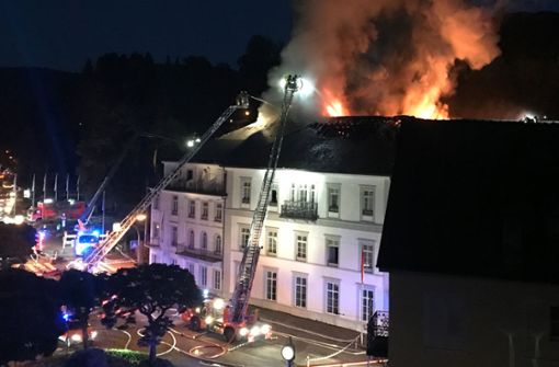 Das Feuer brach im vergangenen September im Hotel „Badischer Hof“ in Baden-Baden aus. Foto: dpa/Patrick Neumann