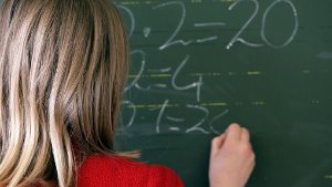 Mädchen trauen sich in Mathe zu wenig