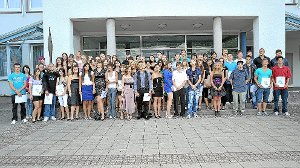 Die Schüler der zweijährigen Berufsfachschule in Horb freuen sich über den erfolgreichen Abschluss. Foto: Morlok Foto: Schwarzwälder-Bote