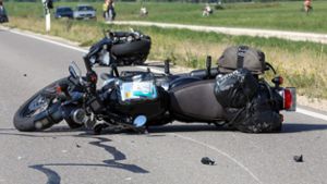 Motorradfahrer verursacht Karambolage