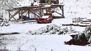Nach Erdrutsch: Schnee bremst Sicherungsarbeiten