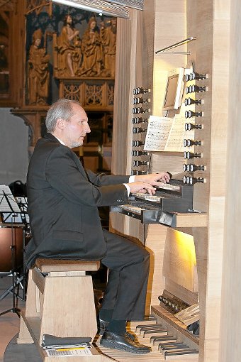 Dieter Benson ist am kommenden Samstag an der Orgel zu hören.  Foto: Zizelmann Foto: Schwarzwälder-Bote