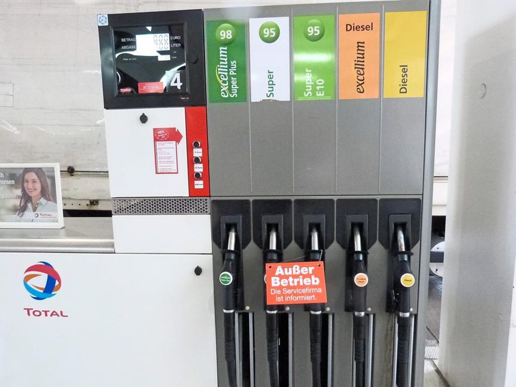 Oberndorf a. N.: Wasser im Benzin: Autos bleiben liegen - Oberndorf