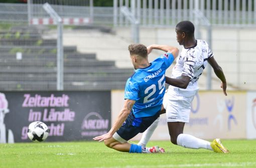 Neunte Minute: Abdouilie M’Boob (rechts) drückt den Ball zum frühen 1:0 über die Linie. Foto: Roland Sigwart Photographie/Roland Sigwart