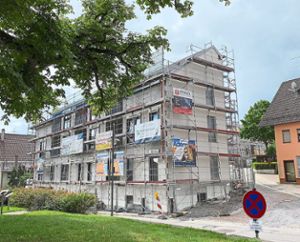 Im kommenden Frühjahr wird Mötzinger Bürgernetzwerk seine Räume im Betreuungszentrum beziehen – dessen Bau sich etwas verzögert. Foto: Priestersbach Foto: Schwarzwälder Bote