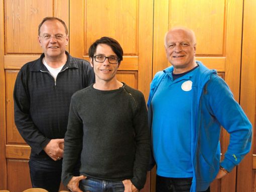 Der Vorstand des Vereins Freunde des OHG. Von links: Thomas Riesle (stellvertretender Vorsitzender), Björn Müller (Schriftführer) und Rudi Schätzle (Vorsitzender).   Foto: Verein Foto: Schwarzwälder Bote