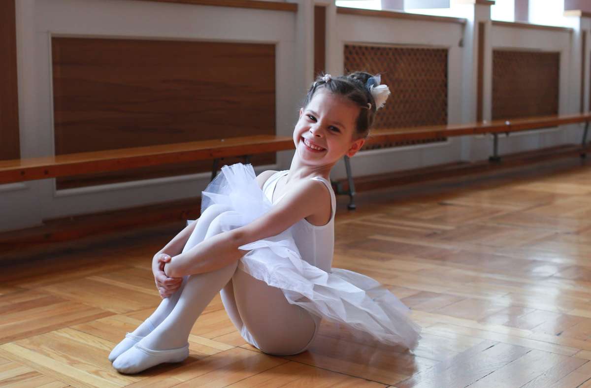 Alisa als junges Mädchen an der Ballettschule ihrer Heimatstadt Charkiw Foto: privat