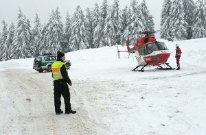 Am Feldberg im Schwarzwald sind zwei Mensch von Lawinen verschüttet worden.  Foto: dpa