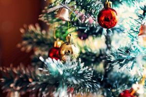 Weihnachten möchten viele mit der Familie verbringen, doch die Evangelische Altenhilfe mahnt im Hinblick auf die kommenden Festtage, nicht zu leichtsinnig zu sein.  Foto: Pixabay