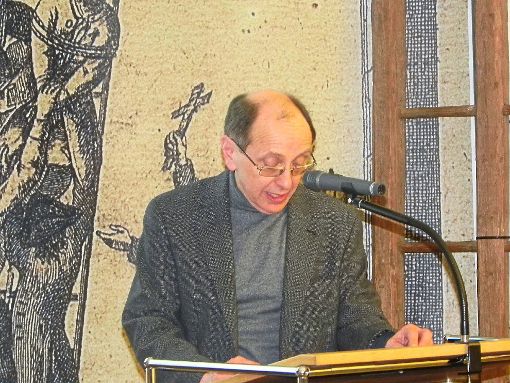 Museumsleiter Erich Viehöfer referierte anschaulich zur Bestrafung der Räuber. Foto: Haubold Foto: Schwarzwälder-Bote