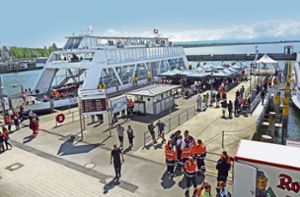 Die MS Euregia sticht von Friedrichshafen aus in See – an Bord genießen Passagiere und Helfer der Malteser einen Ausflug, der für die meisten etwas ganz Besonders darstellt und nur alle zwei Jahre stattfindet. Foto: Bock