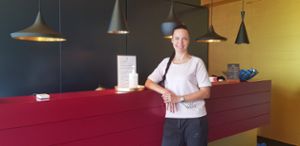 Katrin Priester, Inhaberin des Move and Shine in Balingen, ist froh darüber, dass sie ihr Fitnessstudio nach der Corona-Zwangspause wieder öffnen durfte.  Foto: Günzel