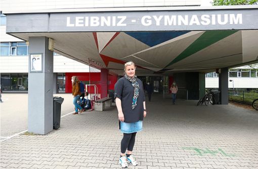 Beatrice Schmidberger, stellvertretende Schulleitung am Leibniz Gymnasium, erlebt die Abiphase immer als aufregende Zeit. Foto: Kupferschmidt