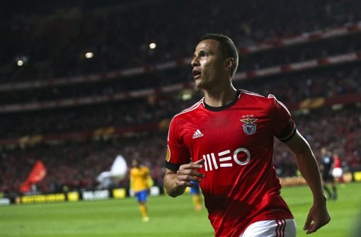 Rodrigo Lima bejubelt sein 2:1 für Benfica gegen Juve. Foto: dpa