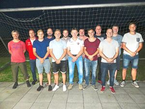 Spieler und Vorstand des FC Stetten/Salmendingen hoffen, im Jahr 2025 ordentlich feiern zu können.Foto: Pfister Foto: Schwarzwälder Bote