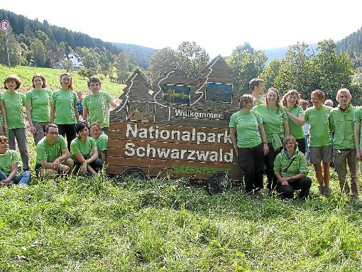 Für einen Nationalparks etzten sich im September Greenpeace-Aktivisten ein und transportierten ein Schild von Stuttgart nach Baiersbronn. Auch in der CDU gibt es jetzt Befürworter des Projekts.   Foto: Wiegert