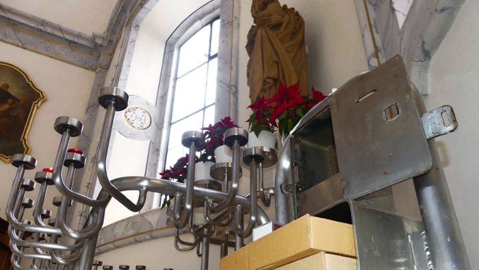 Diebe brechen Kerzenkässchen in Schutterner Kirche auf