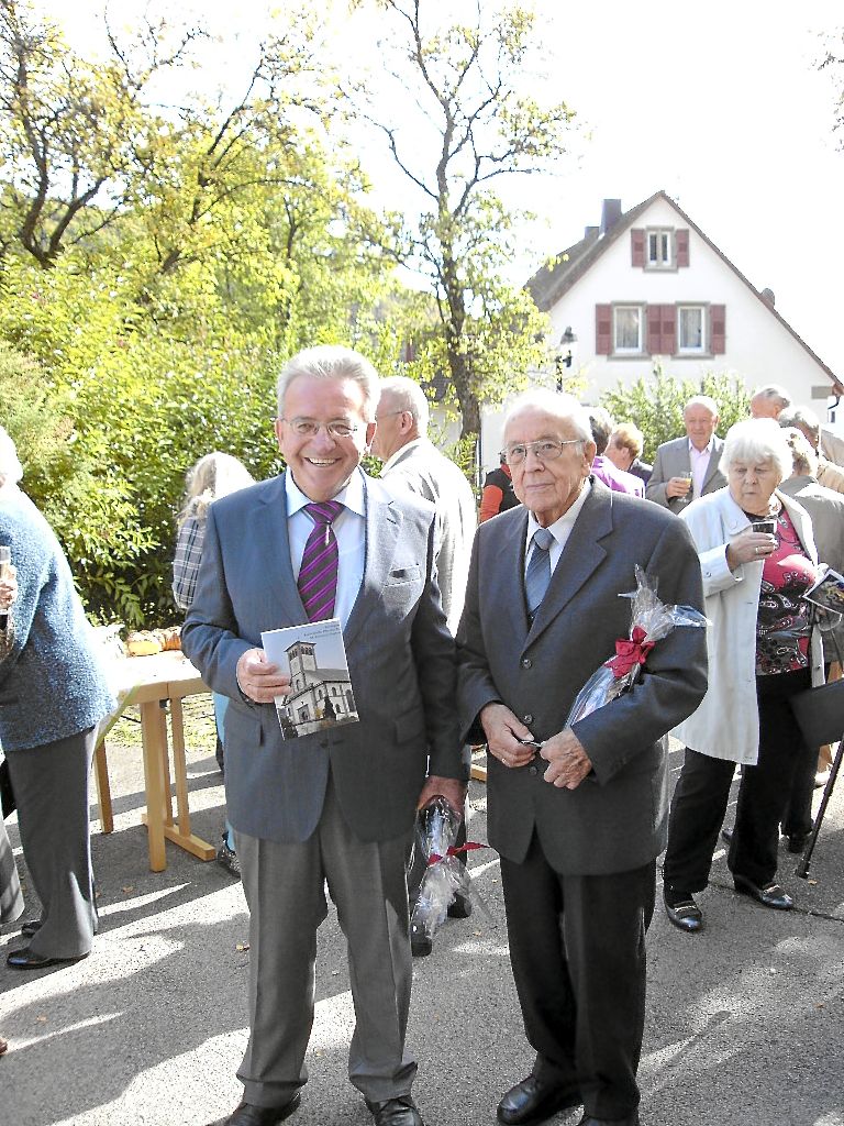 Dieter Hellstern und Adolf Sayer ernteten großes Lob bei den Rexinger Katholiken.  Foto: privat Foto: Schwarzwälder-Bote