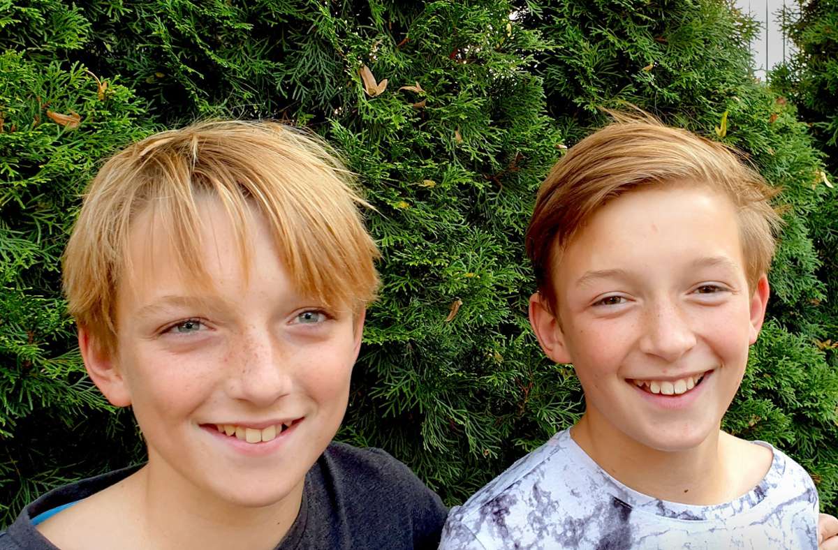 Nils (links) und Mika sind zweieiige Zwillinge – sie leben in Waiblingen.