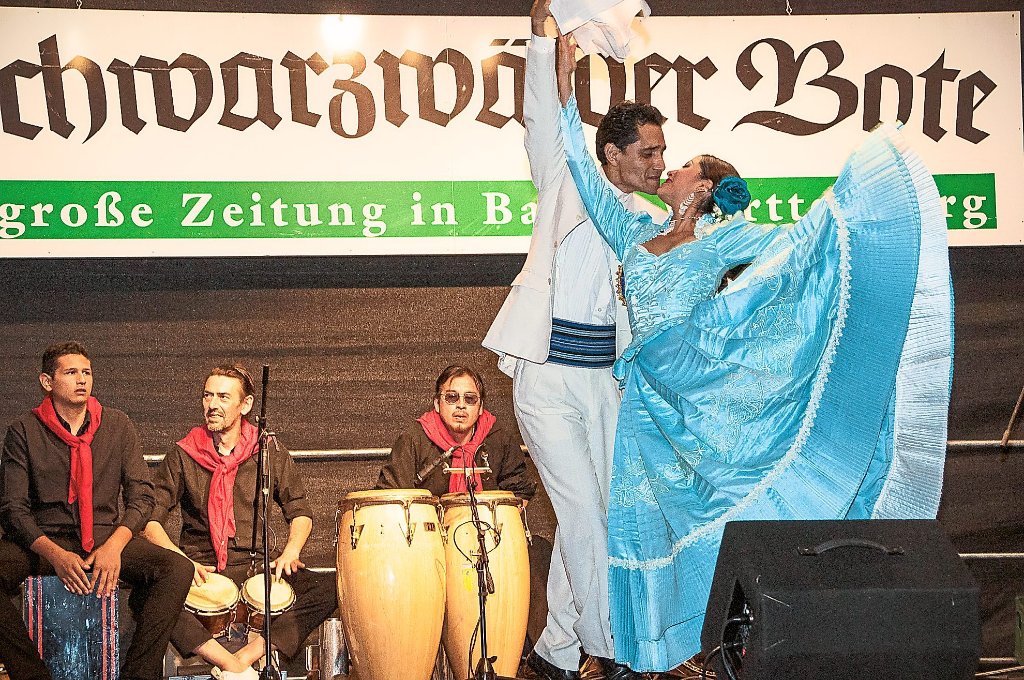 Zum kulturellen Programm gehören auch wieder Auftritte von verschiedenen Tanzgruppen aus Südamerika. Fotos: Veranstalter
