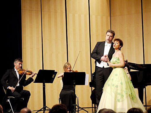 Bekannte Operettenmelodien erklingen beim Konzertprogramm Pariser Leben. Foto: Veranstalter Foto: Schwarzwälder-Bote