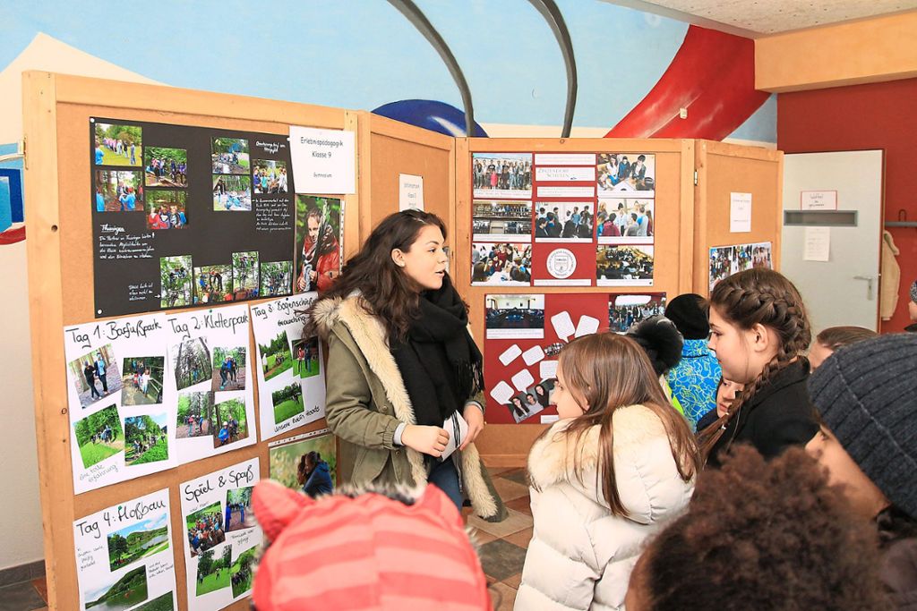 Schüler der SMV erzählten den Grundschülern vom Alltag an den Schulen.  Foto: Zinzendorfschulen