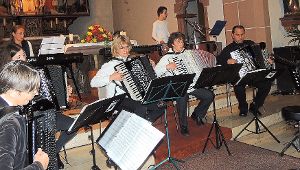 Der Akkordeonverein begeisterte zum 40. Geburtstag in einem Kirchenkonzert die Zuhörer. Foto: Bombardi Foto: Schwarzwälder-Bote