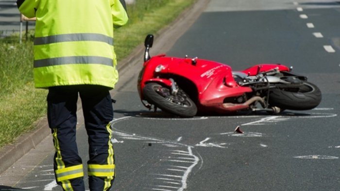 12. Oktober: Motorradfahrer schwer verletzt
