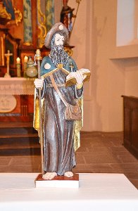 Die neue Jakobusfigur der St. Georgskirche. Fotos: Eule Foto: Schwarzwälder-Bote