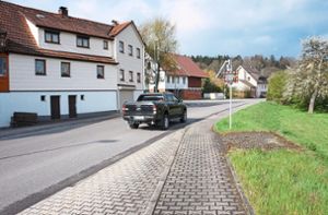 Wenn es nach dem Willen der Gemeinde Schömberg geht, soll in der Ortsdurchfahrt von Schwarzenberg künftig Tempo 40 gelten. Foto: Krokauer
