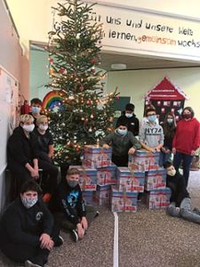 Die Schüler der Lindenrain-Schule führten  im Rahmen ihres Weihnachtsprojektes unterschiedliche Aktionen durch, um Menschen zu helfen oder   Danke zu sagen.Foto: Braun Foto: Schwarzwälder Bote