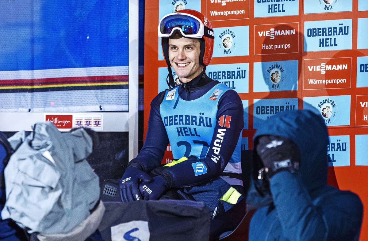 Skispringen in Rasnov: Runde eins geht an Stephan Leyhe