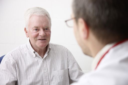 Intensive Gespräche mit dem Haus- und Facharzt sowie deren Zusammenarbeit sind bei Parkinson wichtig. Foto: AOK Foto: Schwarzwälder Bote