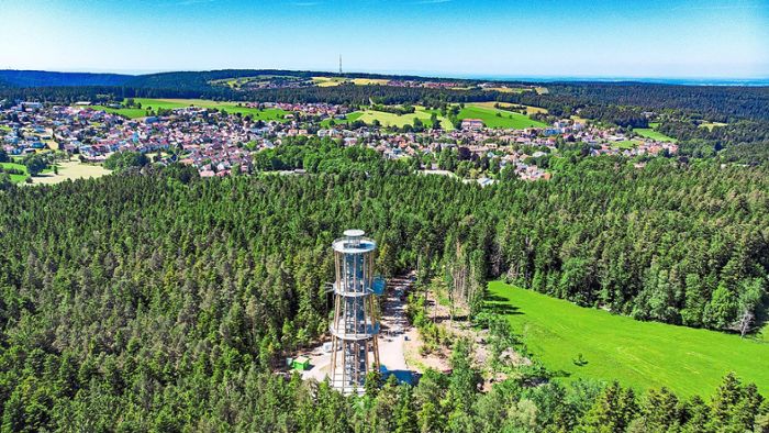 Jetzt öffnet Deutschlands höchster Holzturm in Schömberg