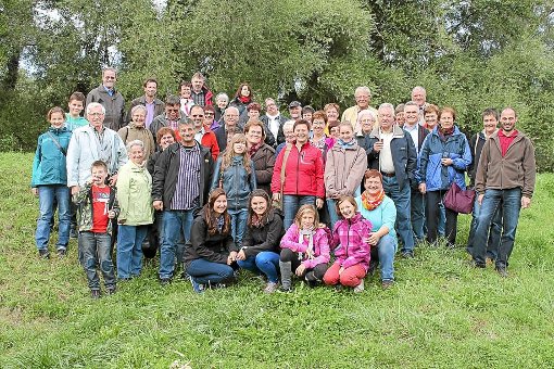 Sie wollen zeigen, dass sie gerne in ihrem Dorf leben: die Mitglieder des Gesangvereins Frohsinn in Sigmarswangen. Foto: Stierle