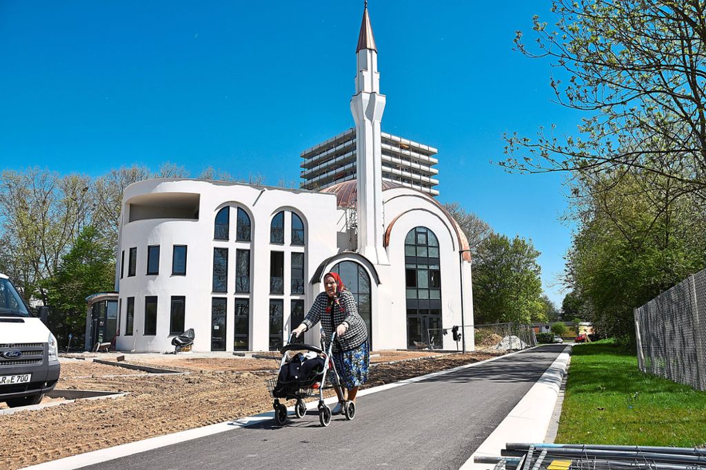 Die Moschee ist von der Friedrich- an die Vogesenstraße umgezogen. Ende 2018 soll sie voll nutzbar sein.   Foto: Bieber