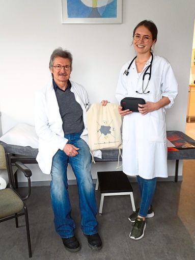 Eine der acht Medizinstudierenden der Universität Tübingen ist die angehende Ärztin Luisa Hoemann. Sie absolviert ihr Blockpraktikum in der Lehrpraxis Ullrich Mohr in Bisingen. Foto: Privat Foto: Schwarzwälder Bote