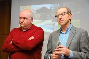 Carsten Kohlmann (links) und Robert Hermann empfinden die Nennung von Namen der Euthanasie-Opfer als heikel. Foto: Ziechaus Foto: Schwarzwälder Bote