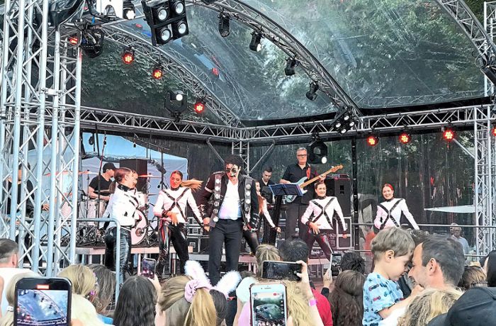 Lichterfest in Bad Liebenzell: Den King of Pop hochleben lassen