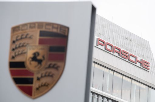 Unternehmensführung und Betriebsrat von Porsche sind sich uneins, wie viel Präsenzpflicht derzeit gelten sollte. Foto: dpa/Sebastian Gollnow